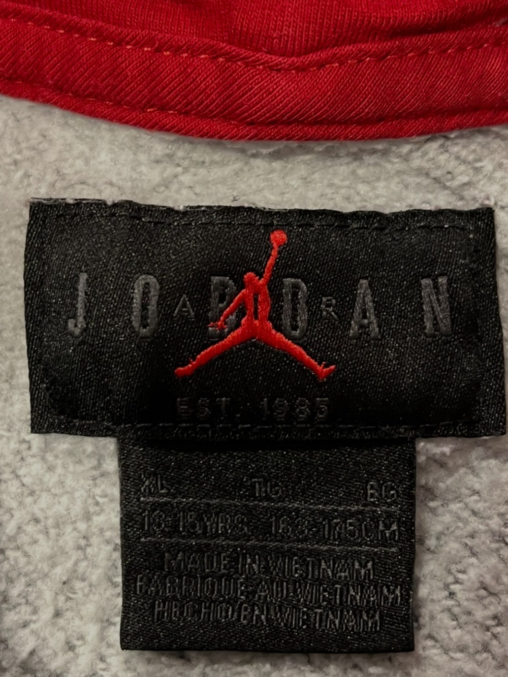 Nike Air Jordan Gray Pullover Hoodie with Red Hood Lining & Jumpman Graphic YXL - Picture 3 of 4